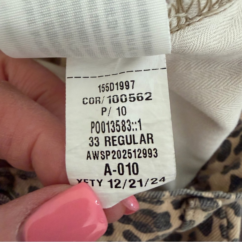 Abercrombie & Fitch Leopard Print Barrel Jeans Size 33 Mid Rise - Picture 7 of 7
